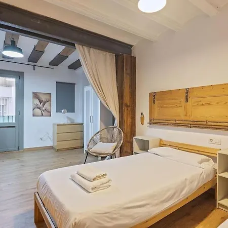 Ramblas, Comfort In Bcn For 8 Persons Barcelona