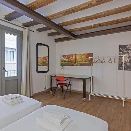 Apartment Ramblas, Comfort In Bcn For 8 Persons *